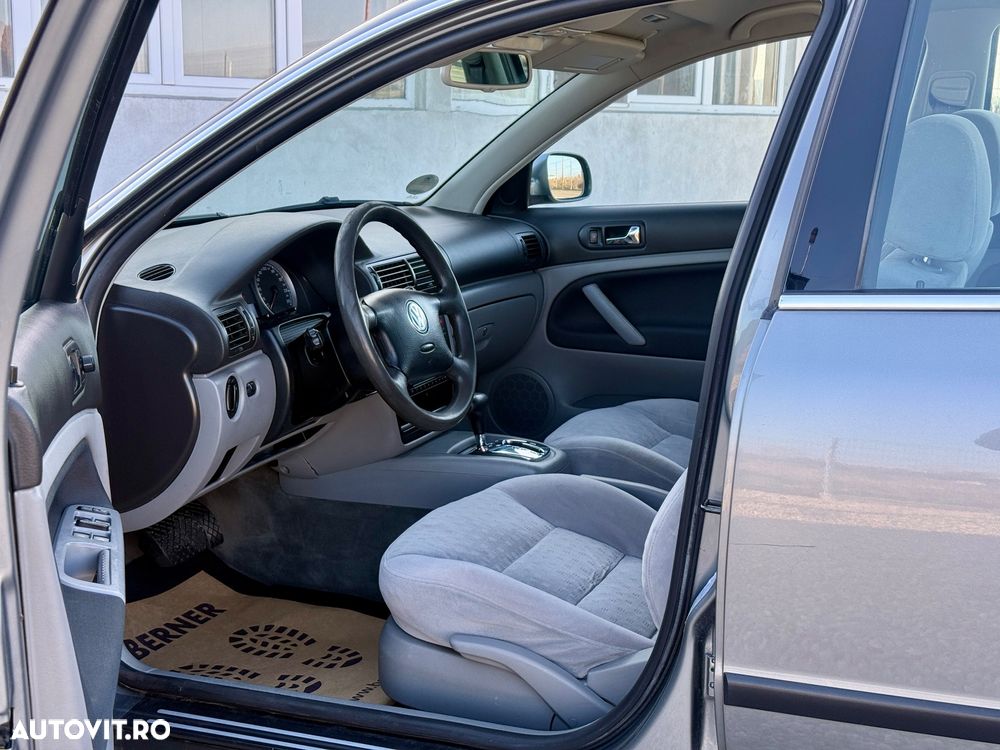 Volkswagen Passat - 6