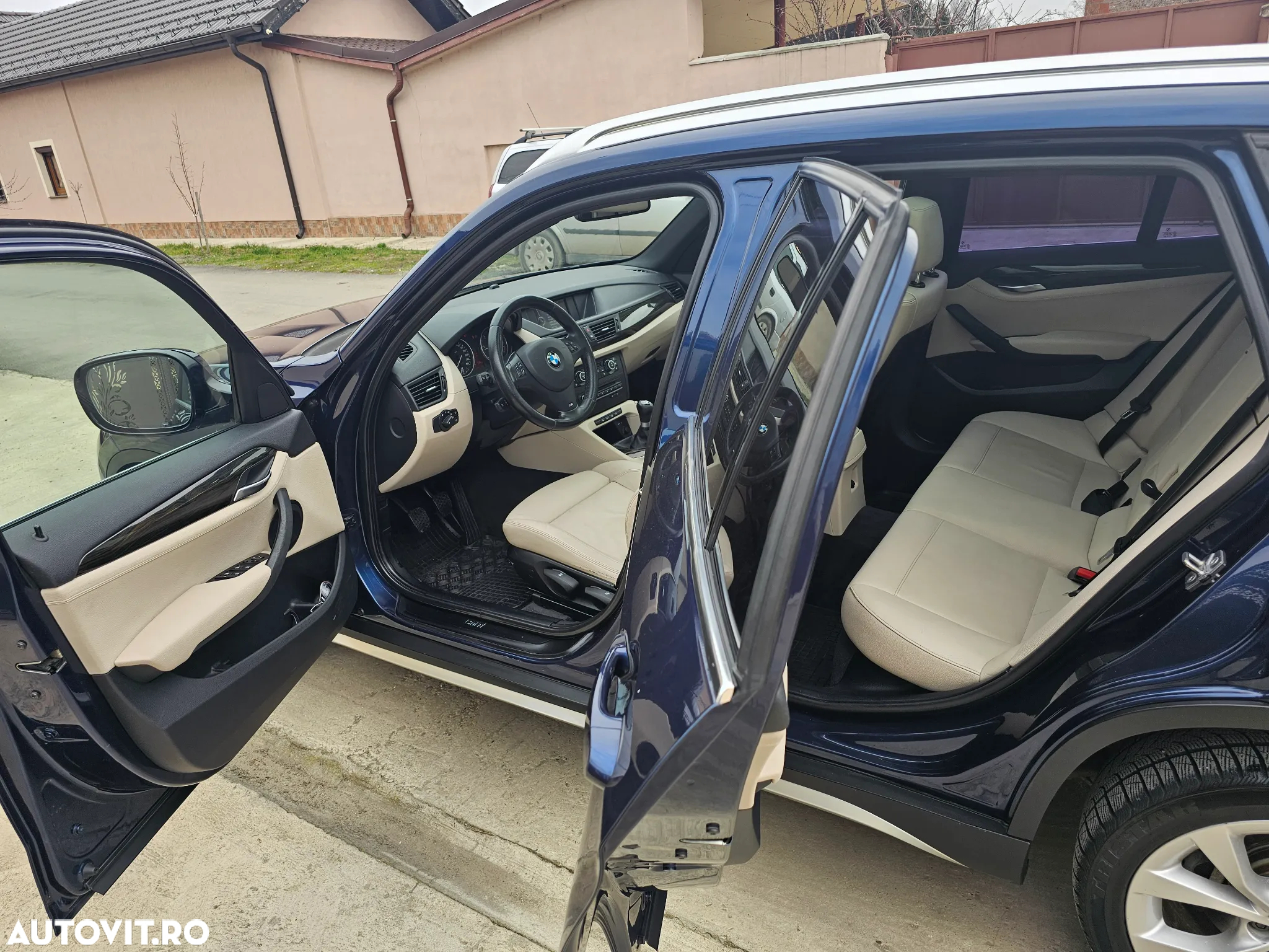 BMW X1 xDrive18d Sport Line - 8