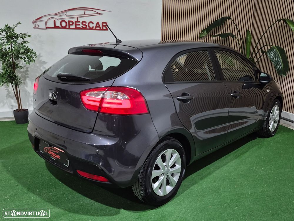 Kia Rio 1.2 CVVT LX - 4