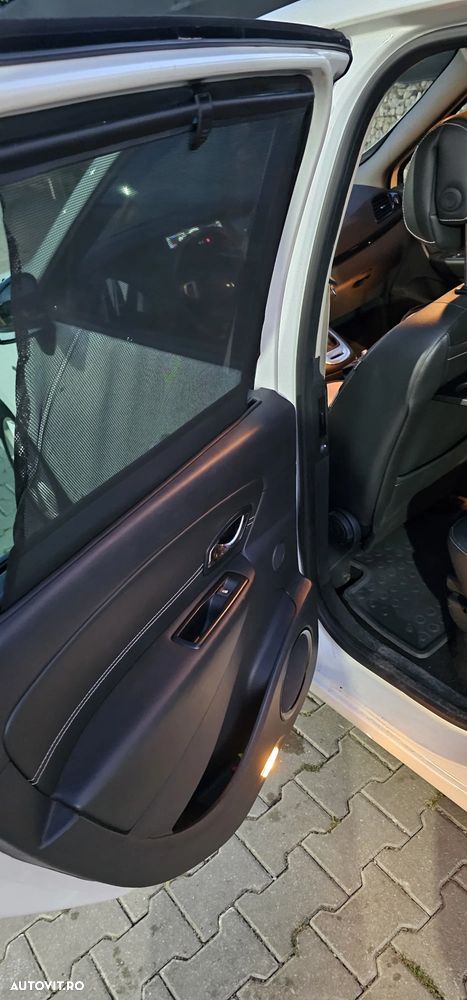 Renault Scenic - 10