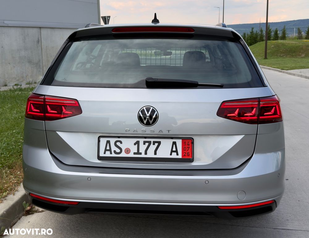 Volkswagen Passat 2.0 TDI SCR DSG Business - 22