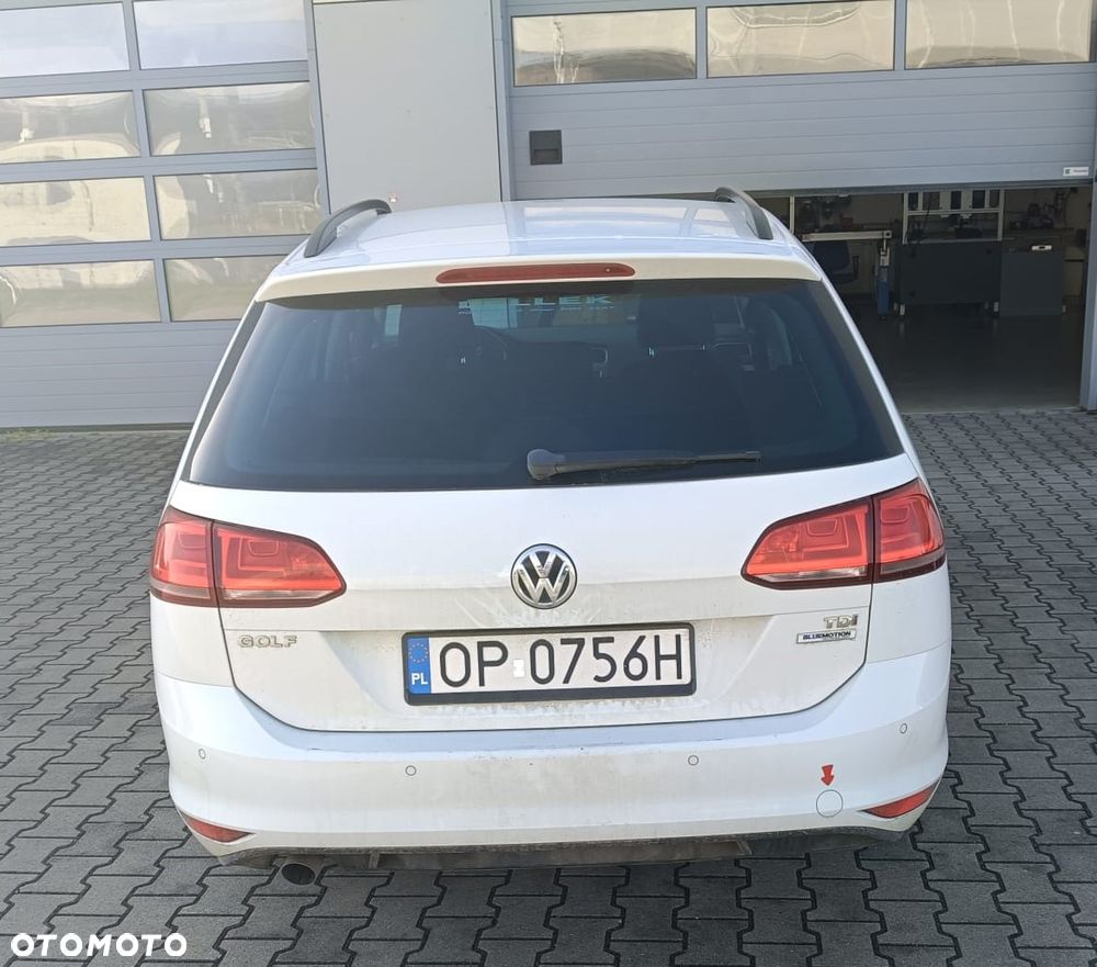 Volkswagen Golf 1.6 TDI BlueMotion Trendline - 4