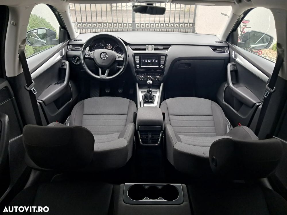 Skoda Octavia 2.0 TDI (Green tec) Style - 6