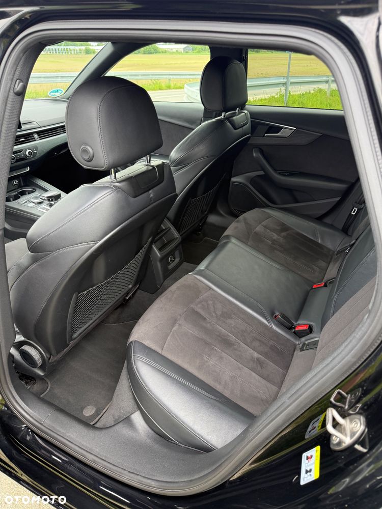 Audi A4 Avant 2.0 TDI S tronic - 12