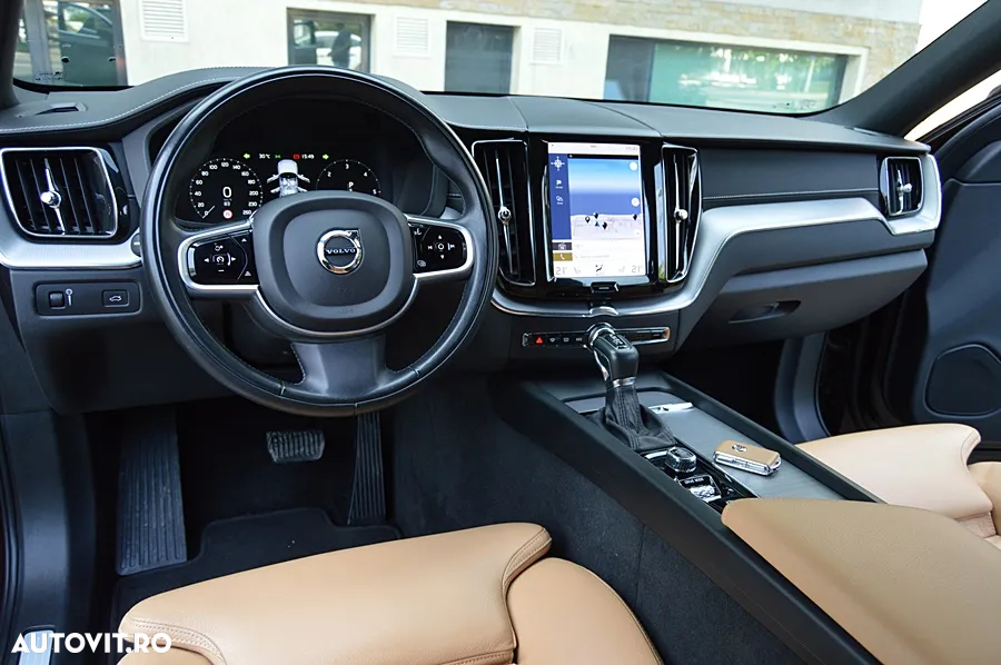 Volvo XC 60 B5 MHEV AT8 AWD Inscription - 18