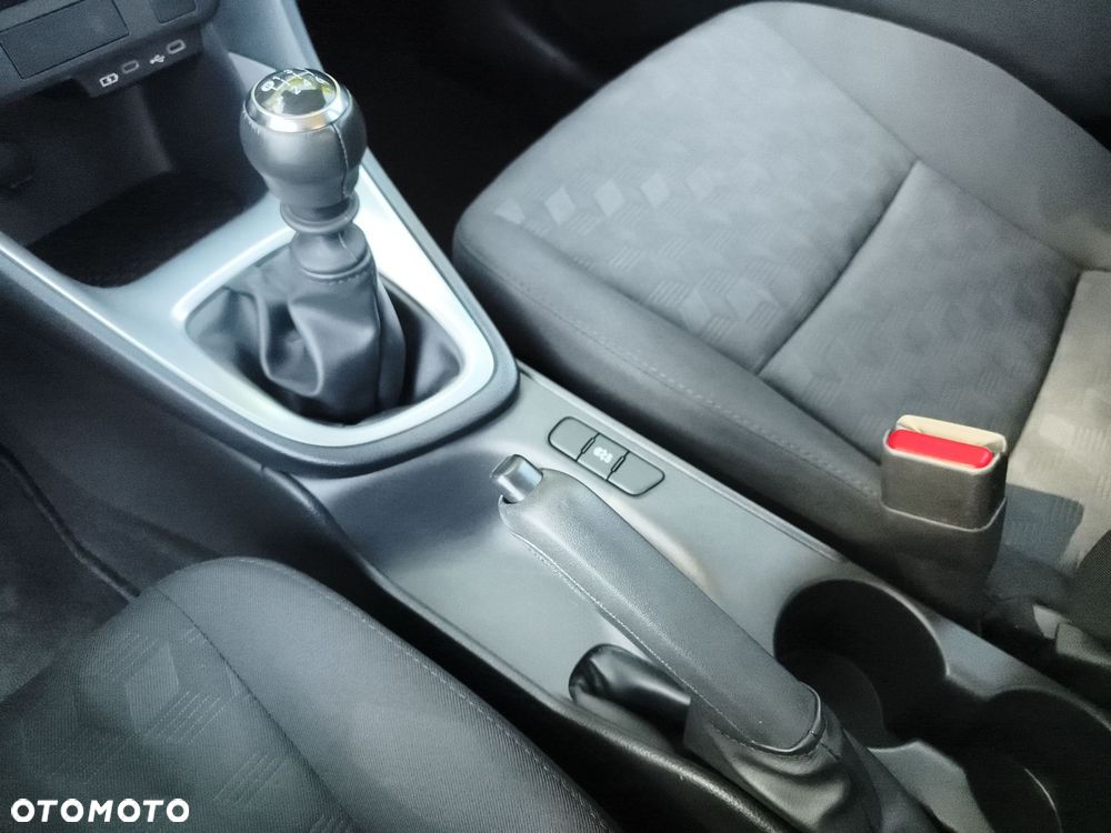 Toyota Yaris 1.5 Comfort - 26