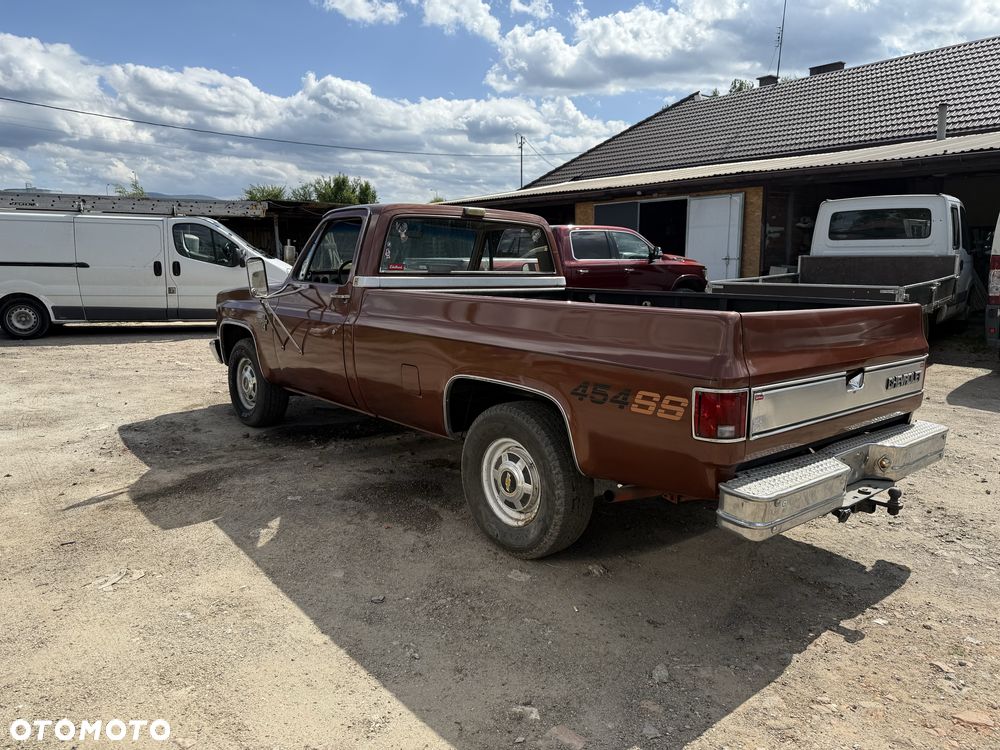 Chevrolet Silverado - 6