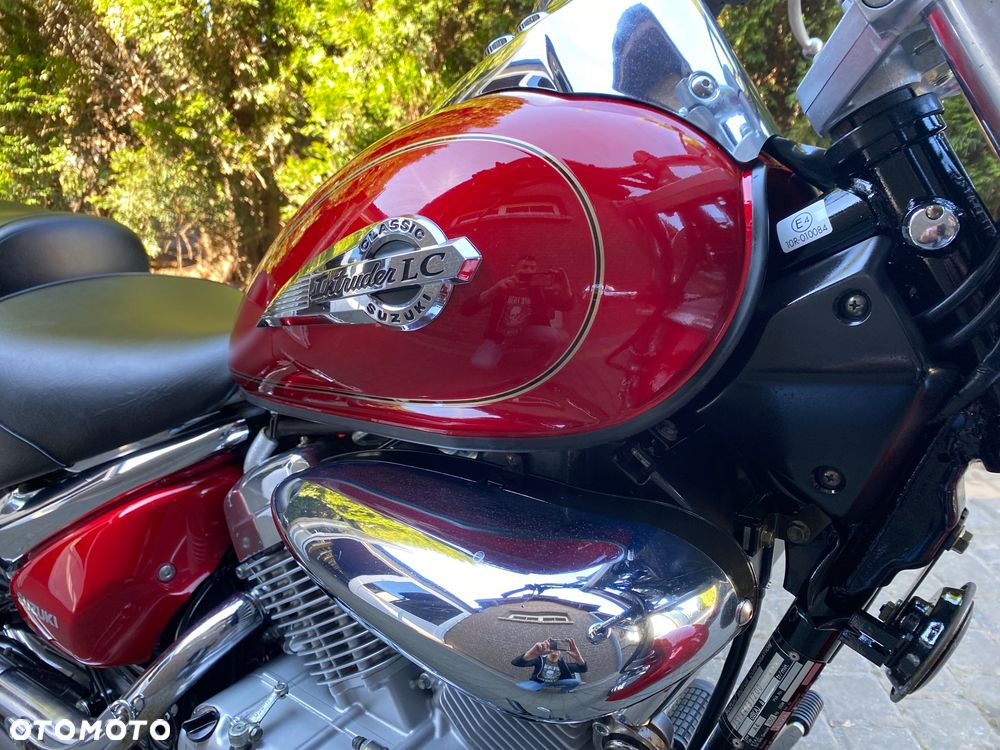 Suzuki Intruder - 16