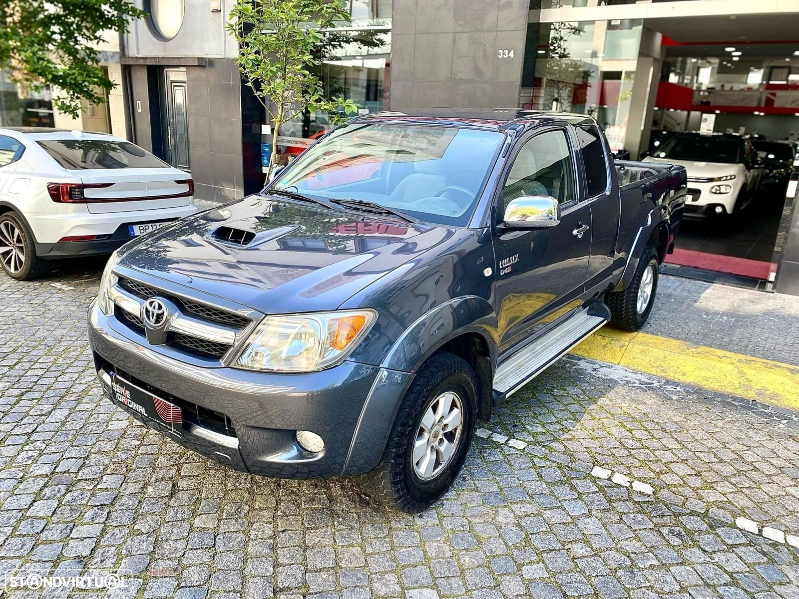 Toyota Hilux 2.5 D-4D 4WD CE - 2