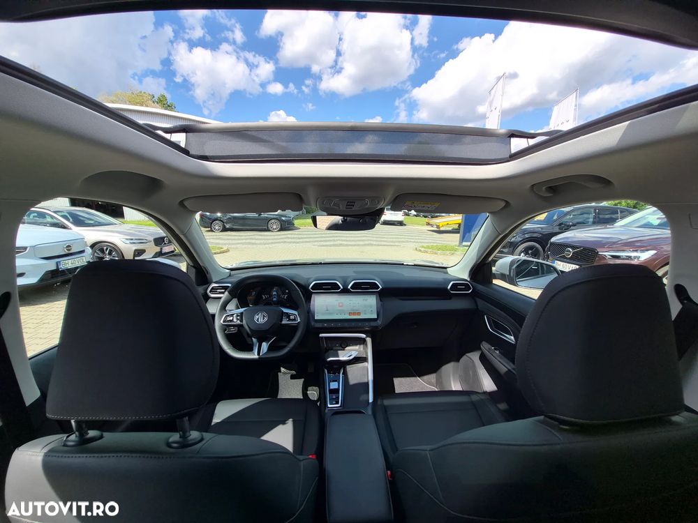 MG ZS HEV 1.5 GSI AT Exclusive+ - 18