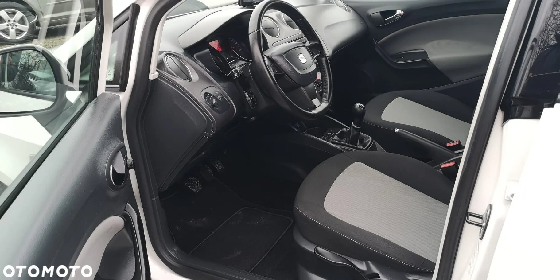 Seat Ibiza 1.4 16V Style - 13