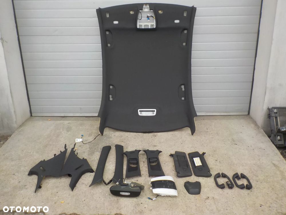 MERCEDES W204 SEDAN PODSUFITKA CZARNA AMG KOMPLET