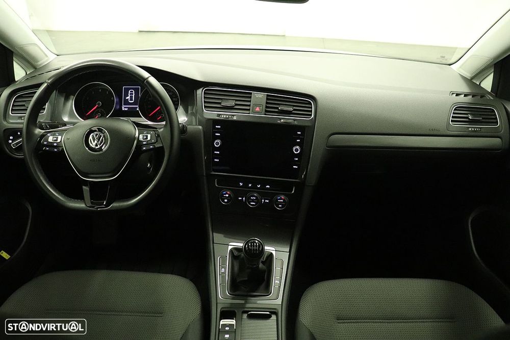 VW Golf 1.0 TSI Trendline Pack - 7