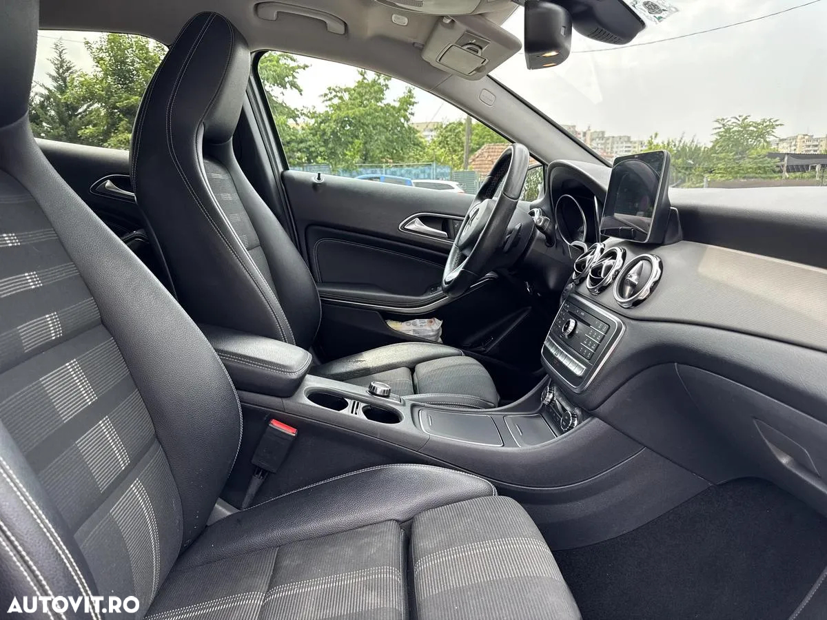 Mercedes-Benz GLA 220 d 4MATIC Aut. - 17