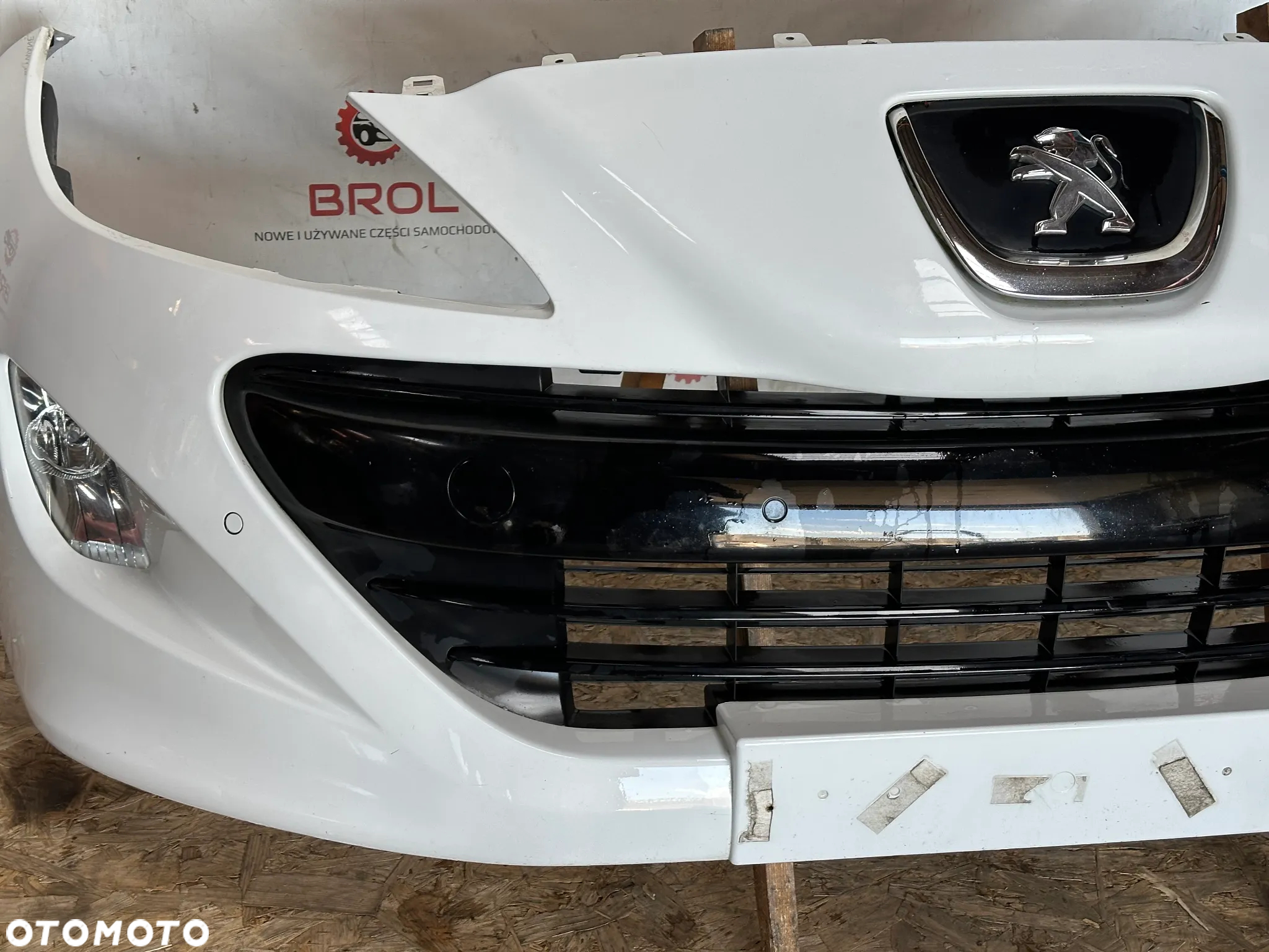ZDERZAK PRZEDNI PEUGEOT RCZ   PDC  KWFA - 3