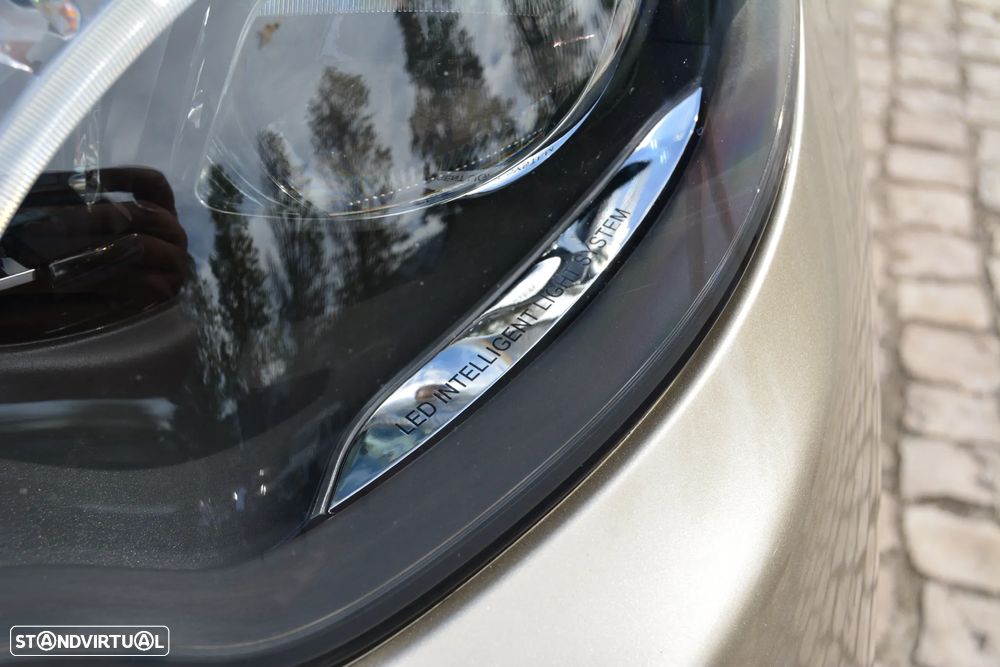 Mercedes-Benz E 250 - 12