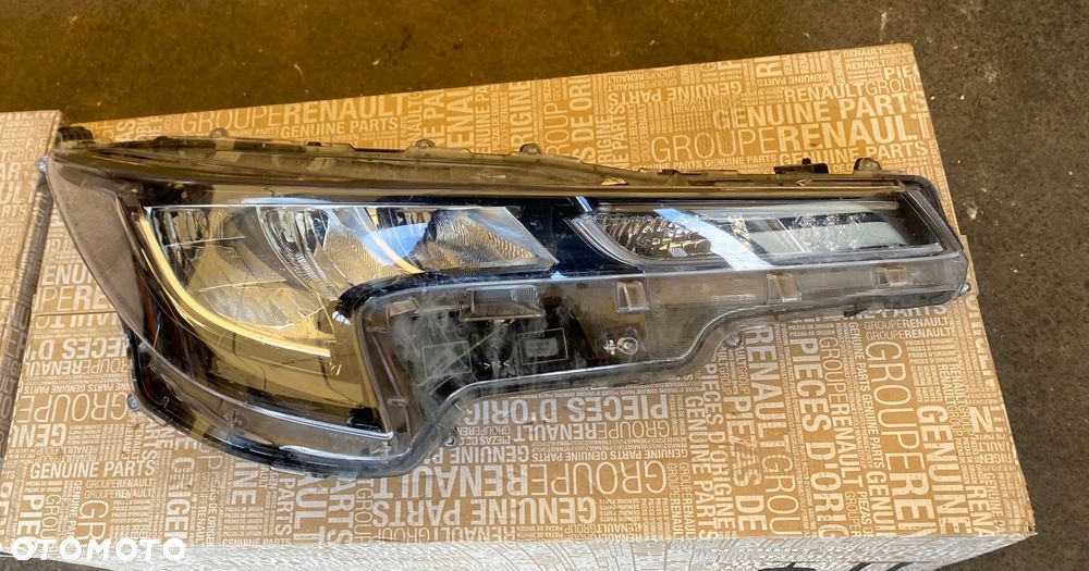 TOYOTA COROLLA E21 KOMBI HB hatchback FULL LED LAMPA PRZEDNIA PRAWA REFLEKTOR PRZEDNI PRAWY PRZÓD EUROPA 81110-02S60 LED LEDOWA E210 E 210 E 21 - 5