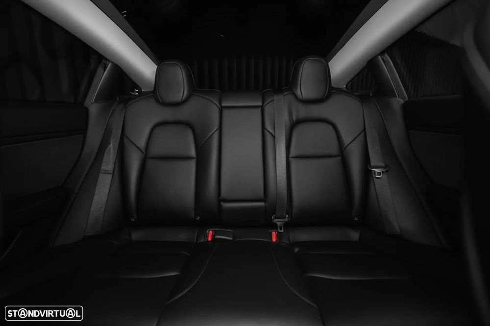 Tesla Model 3 Long Range AWD Dual Motor - 40