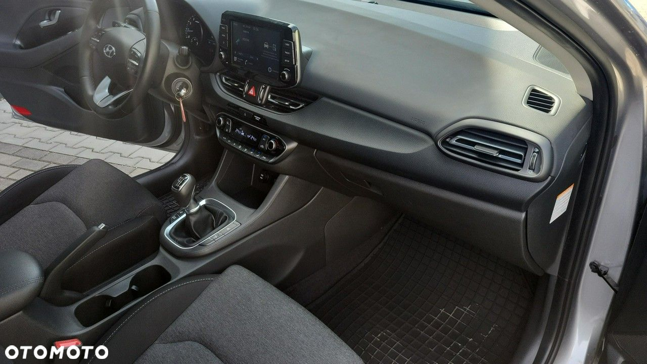 Hyundai i30 - 19