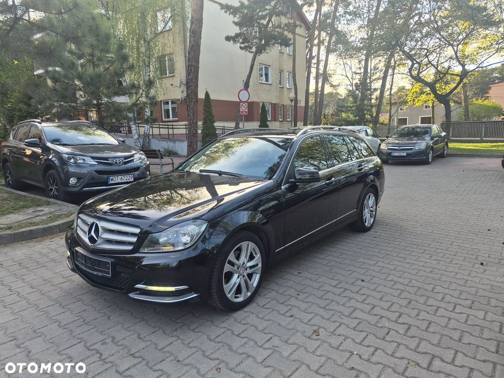 Mercedes-Benz Klasa C 180 (BlueEFFICIENCY) 7G-TRONIC Avantgarde - 2
