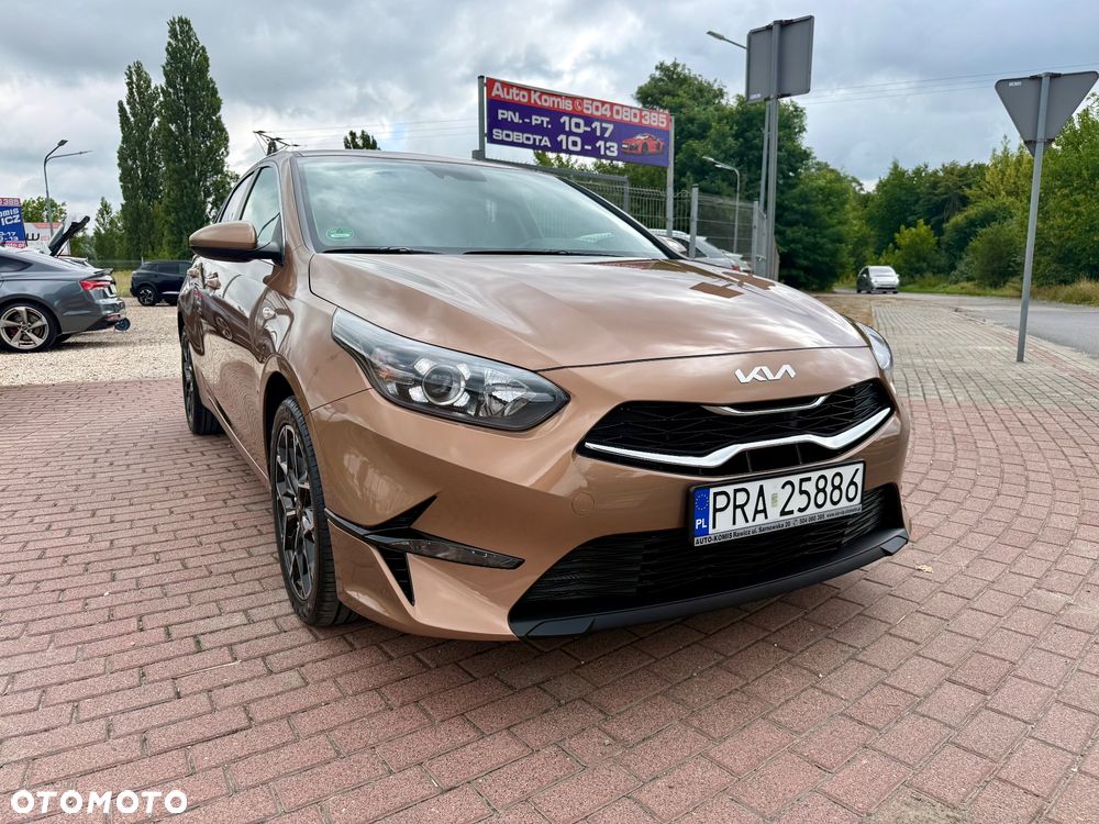 Kia Ceed 1.5 T-GDI Business Line Plus - 21