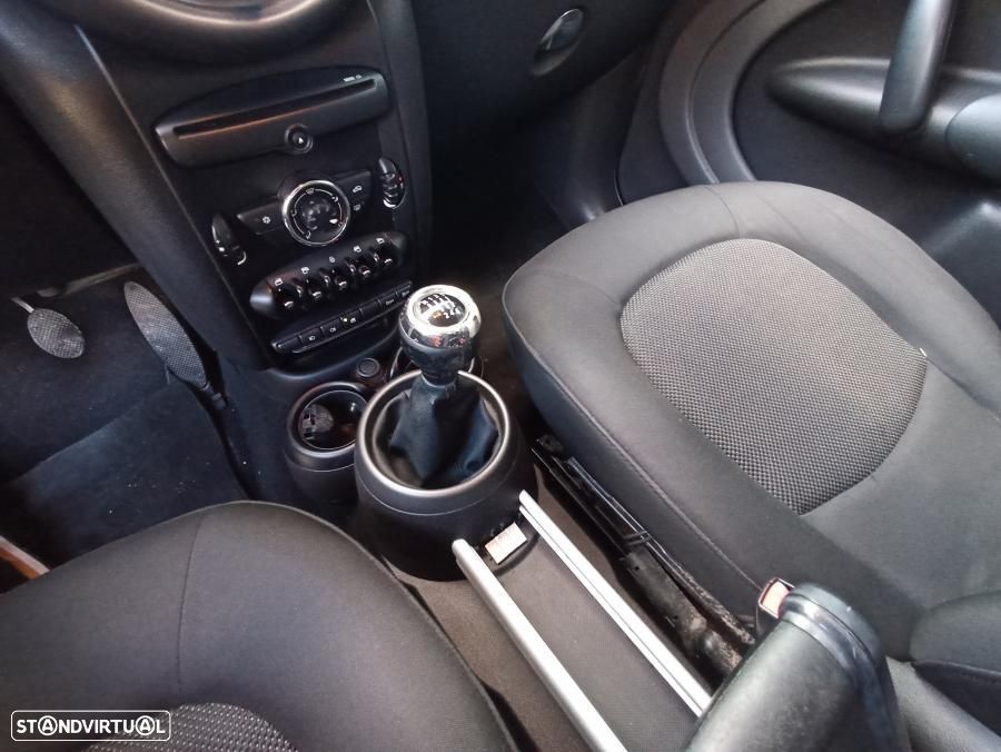 MINI Countryman Cooper D - 12