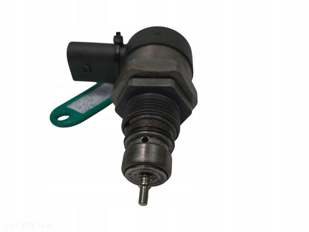 REGULATOR CIŚNIENIA PALIWA BMW E87 E90 E60 E70 2.0d 3.0d 0281002738 - 2