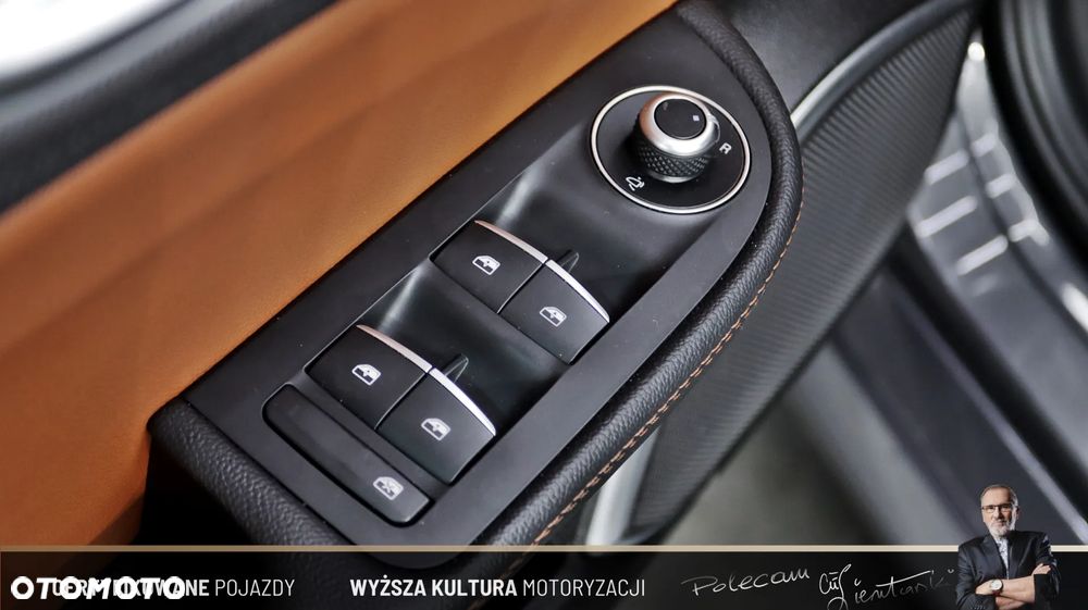 Alfa Romeo Giulia 2.0 Turbo Veloce Q4 - 30