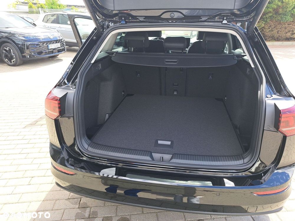 Volkswagen Golf Variant - 18