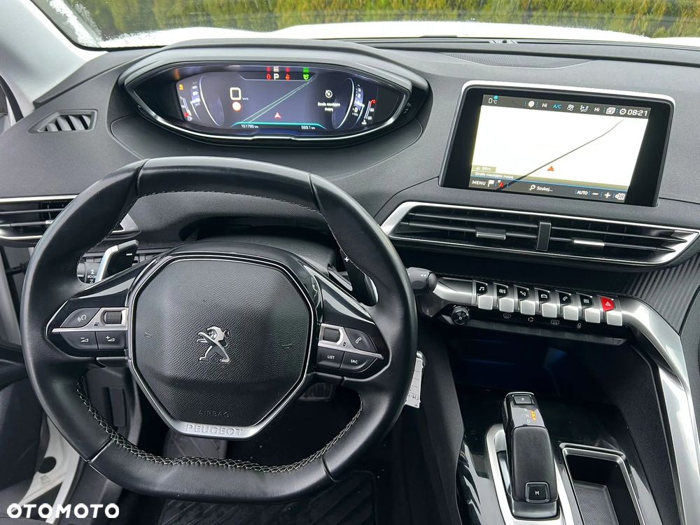 Peugeot 3008 - 18