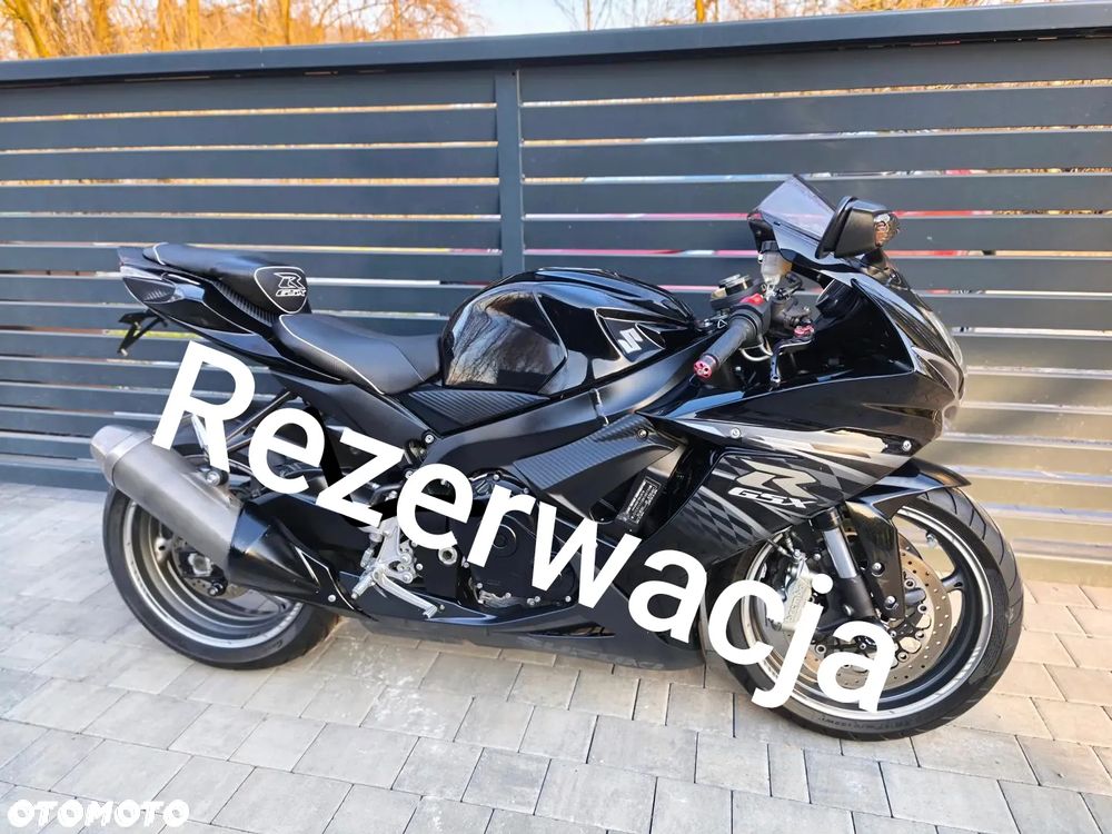 Suzuki GSX-R - 1