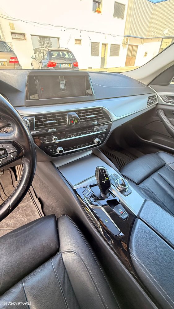 BMW 520 d Line Luxury Auto - 19