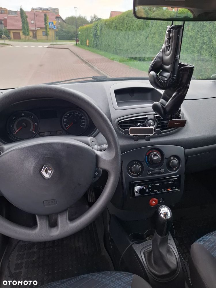 Renault Clio 1.5 dCi Authentique - 16