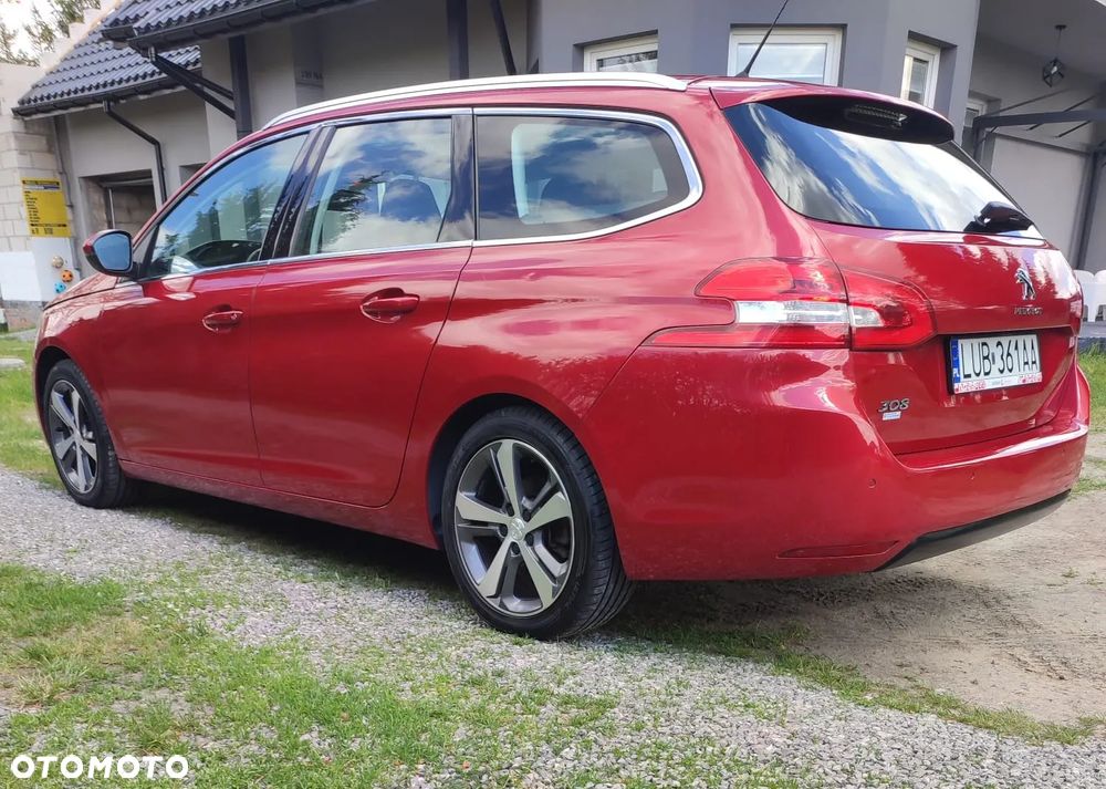 Peugeot 308 1.2 PureTech Allure S&S - 3