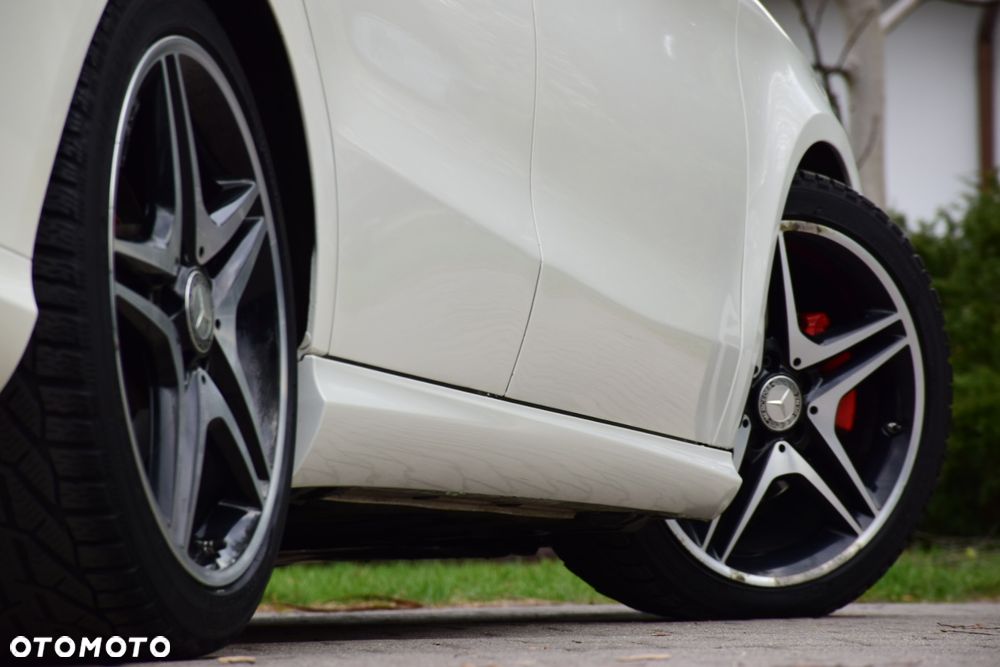Mercedes-Benz CLA - 16