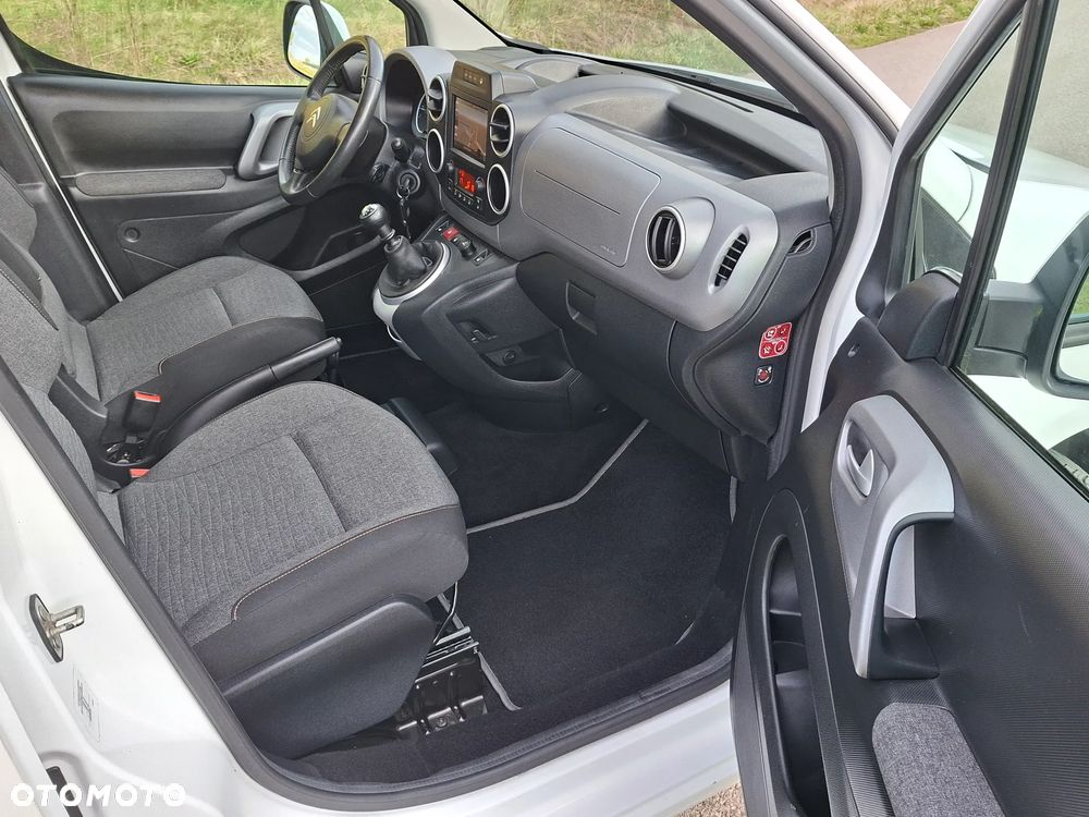 Citroën Berlingo Multispace BlueHDi 120 S&S SHINE - 18