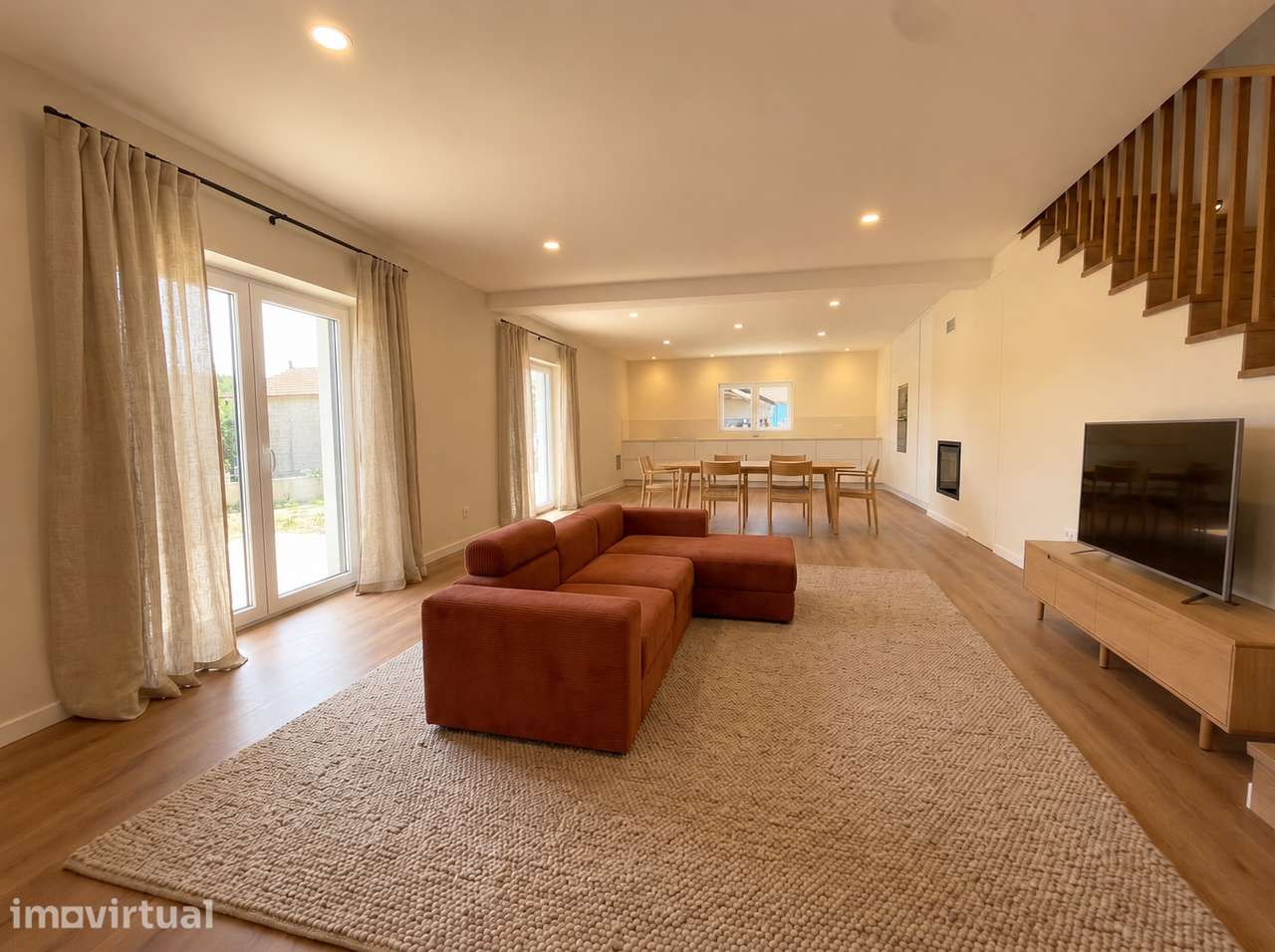 Moradia V3 Nova | 2 Suites | Terreno 1.307 m² - Grande imagem: 5/34