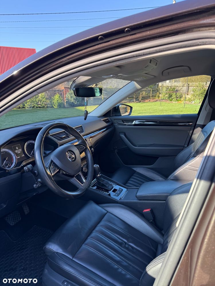Skoda Superb 2.0 TDI L&K DSG - 8