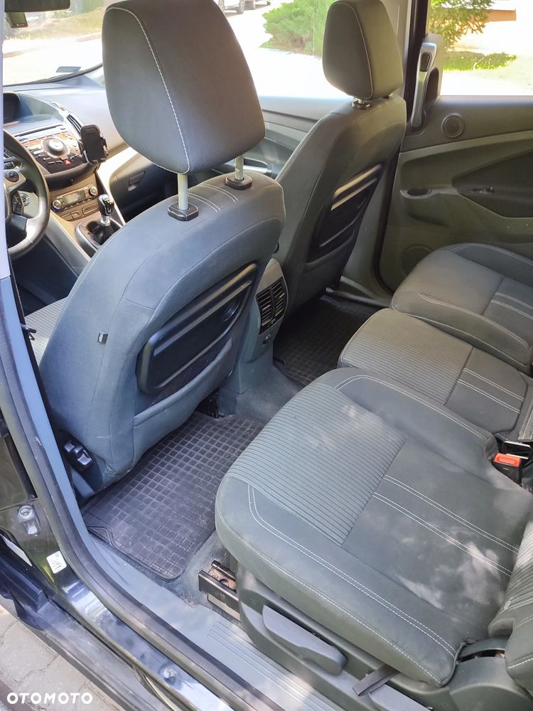 Ford Grand C-MAX - 23