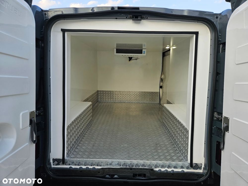 Renault TRAFIC L2H1 Chłodnia / Mroźnia do -20*C 230V 38tyś km SalonPL FV23% - 7