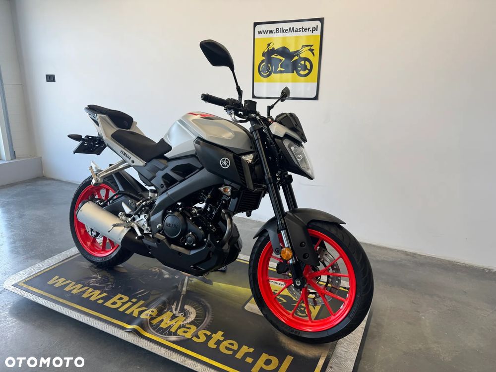 Yamaha MT - 3