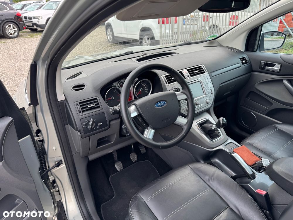 Ford Kuga 2.0 TDCi 4x4 Titanium - 13