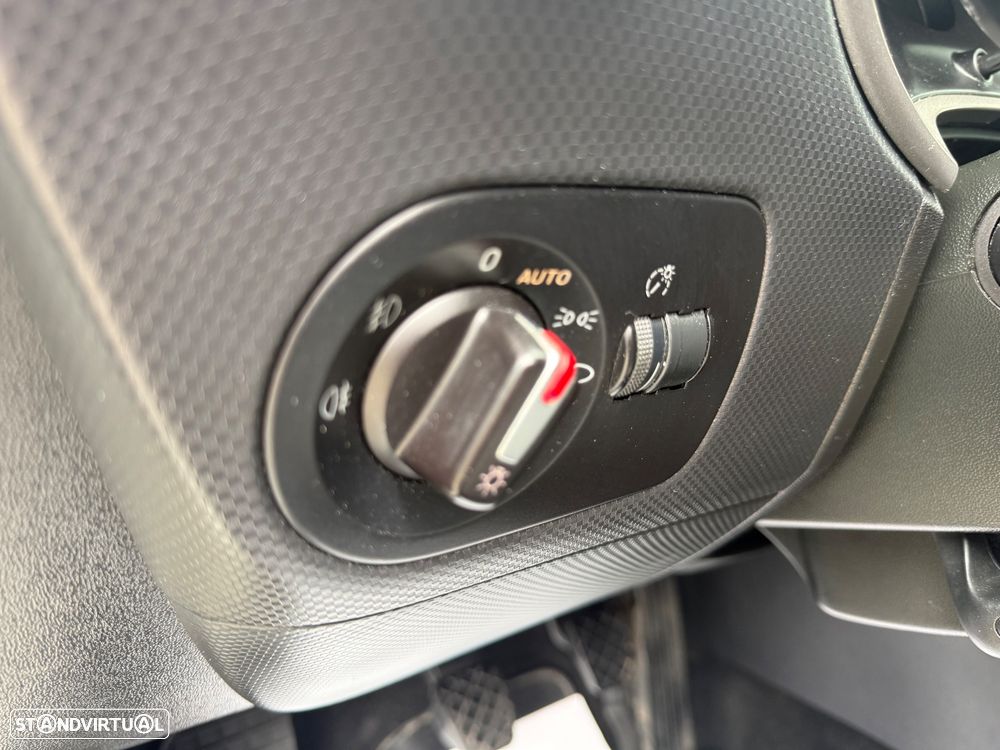 SEAT Leon 2.0 TDI FR - 15
