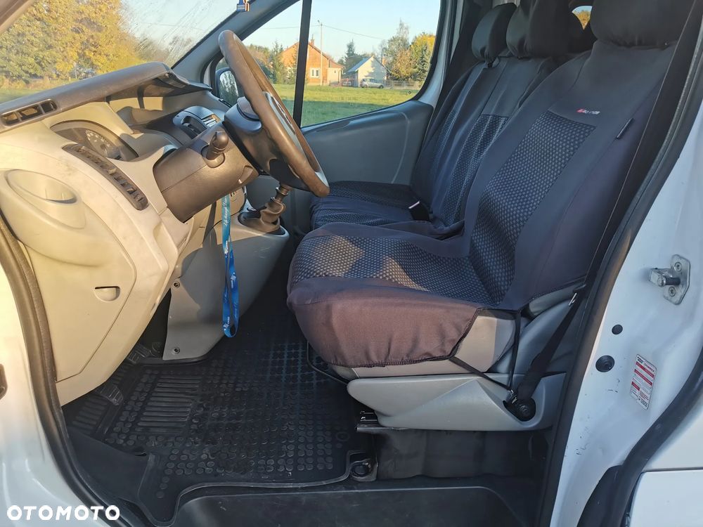 Opel Vivaro - 4