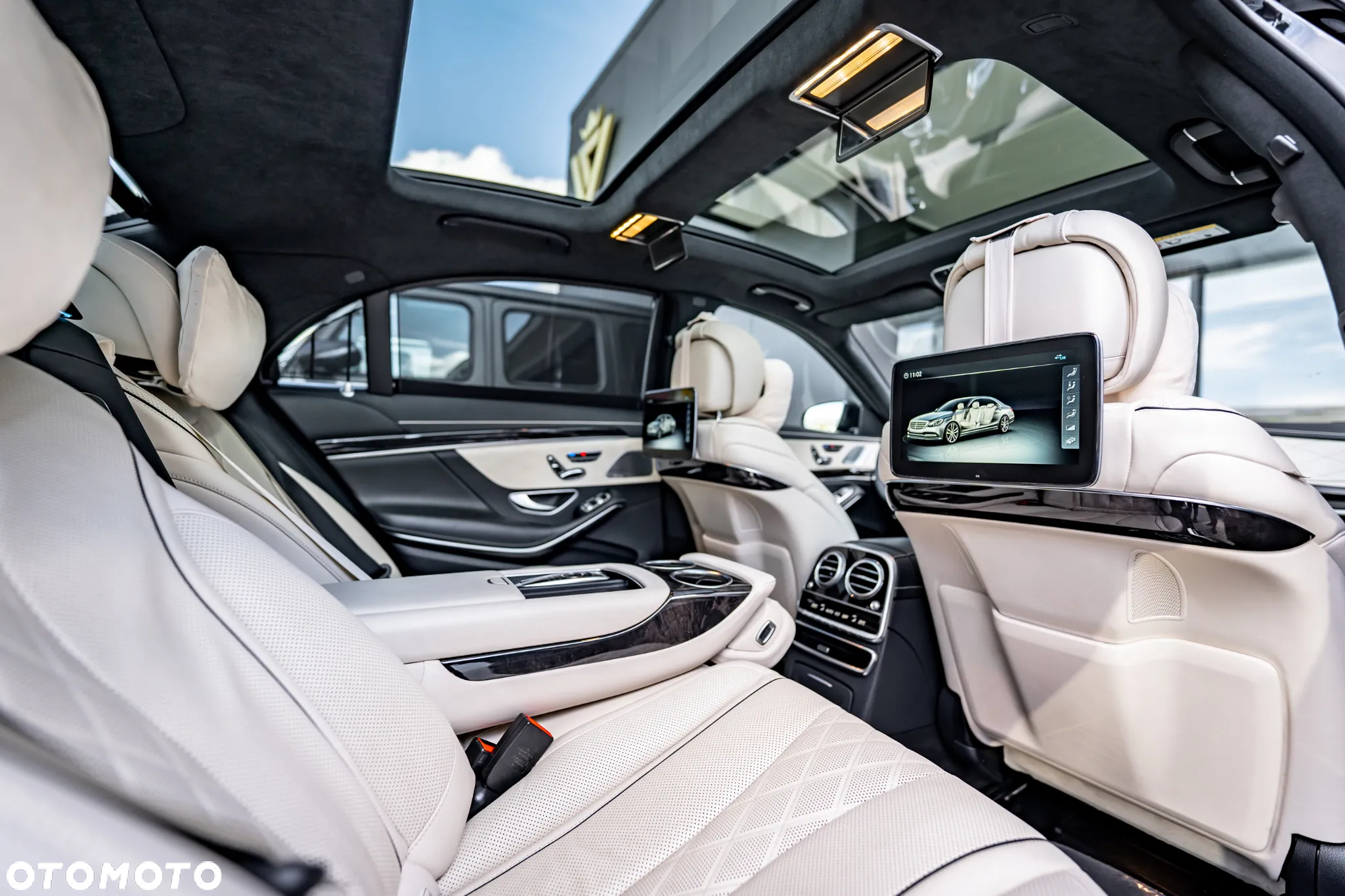 Mercedes-Benz Klasa S 450 4Matic L 9G-TRONIC - 38