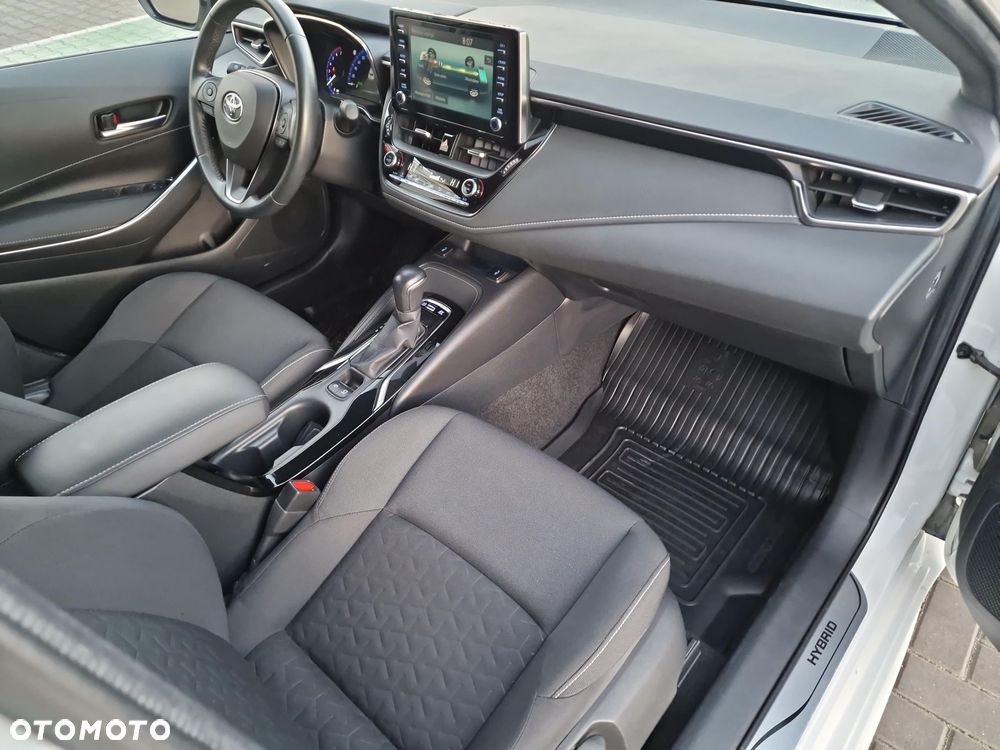 Toyota Corolla 1.8 Hybrid Comfort - 16