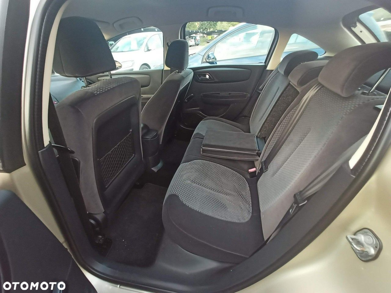 Citroën C4 1.6 16V Automatik Confort - 4