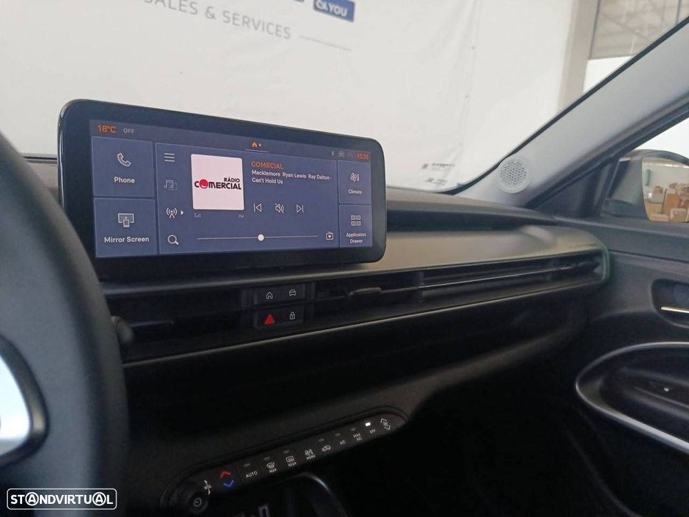 Jeep Avenger 1.2 GSE T3 Altitude - 21