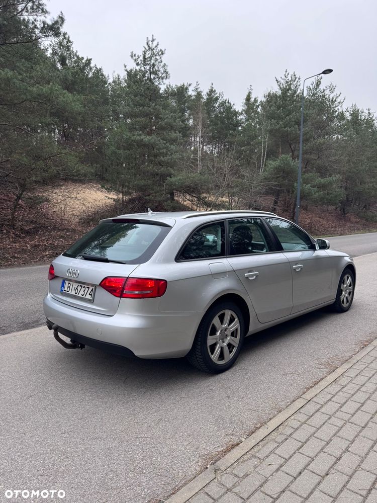 Audi A4 Avant 2.0 TDI - 8