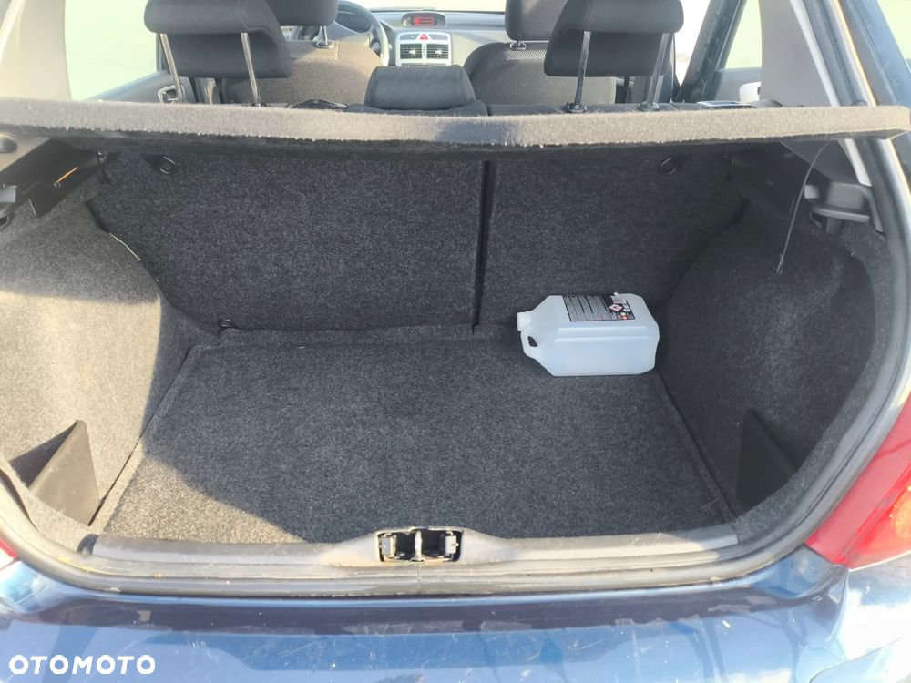 Peugeot 307 1.6 - 7